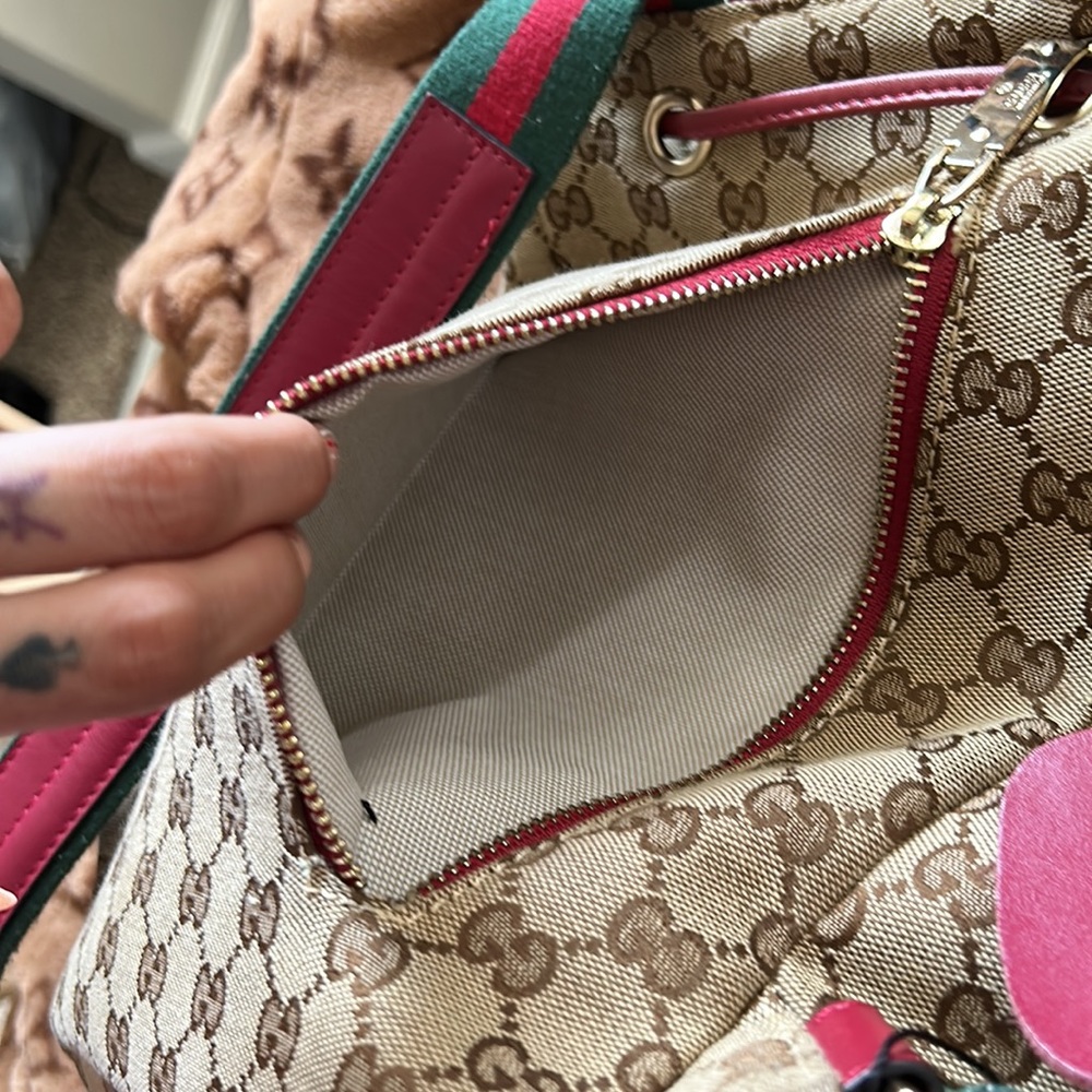 Gucci Gg Canvas Backpack , Used, but great Condition - Picture 4 of 6